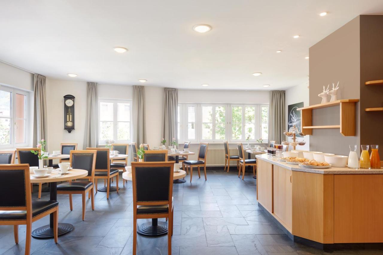 Hotel Goldene Rose Brunico Bagian luar foto
