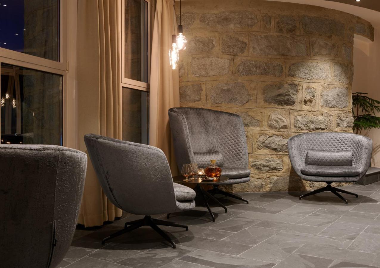 Hotel Goldene Rose Brunico Bagian luar foto