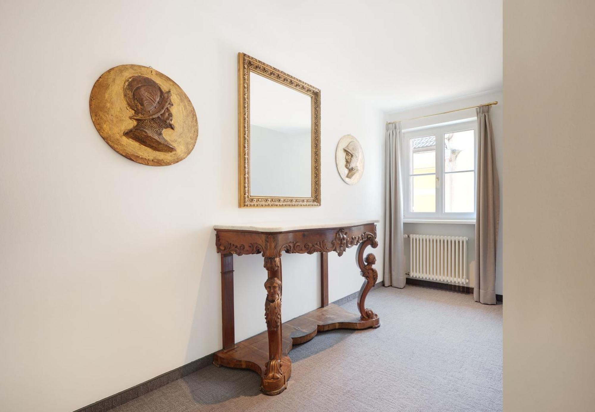 Hotel Goldene Rose Brunico Bagian luar foto
